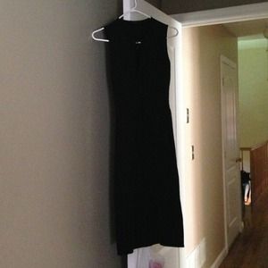 Gucci T-length Black pencil keyhole dress