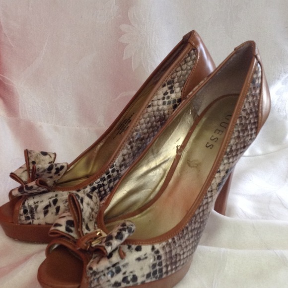 GUESS shoes