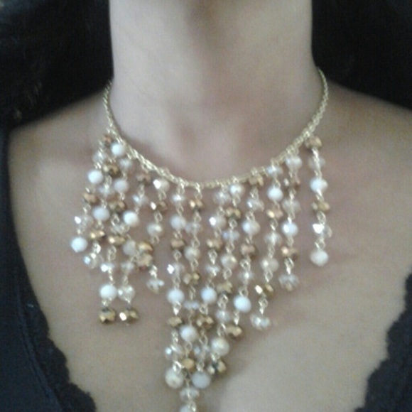 Crystal clear and bronze necklace set