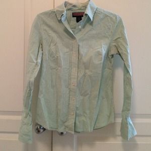 Vineyard Vines Green Seersucker Button Down