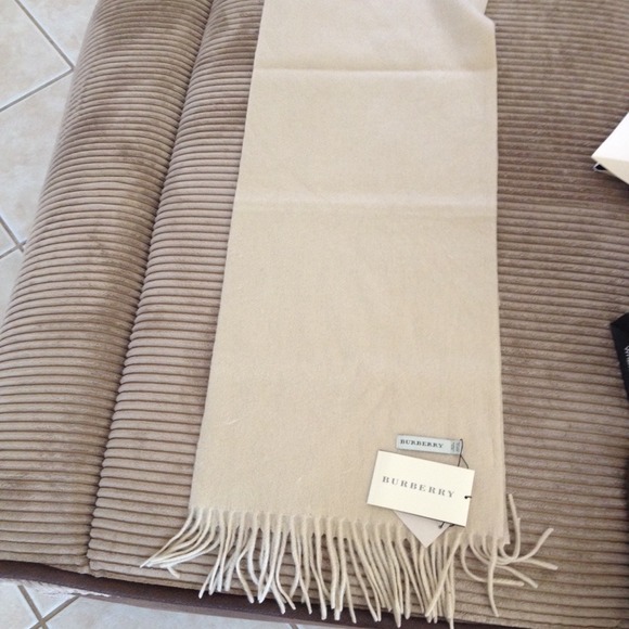 Burberry 100% original scarf