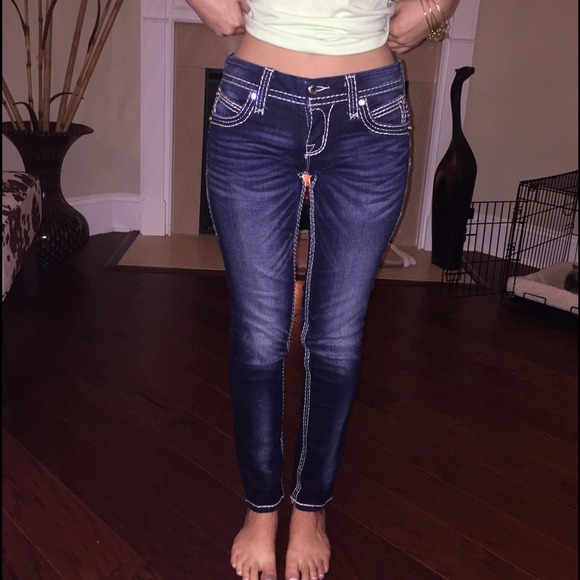 Rock Revival dark wash jeans - Picture 4 of 4