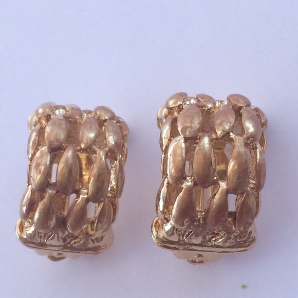 Gold tone clip earrings