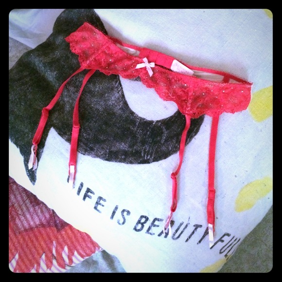 🎀Victoria's Secret Garter Belt🎀