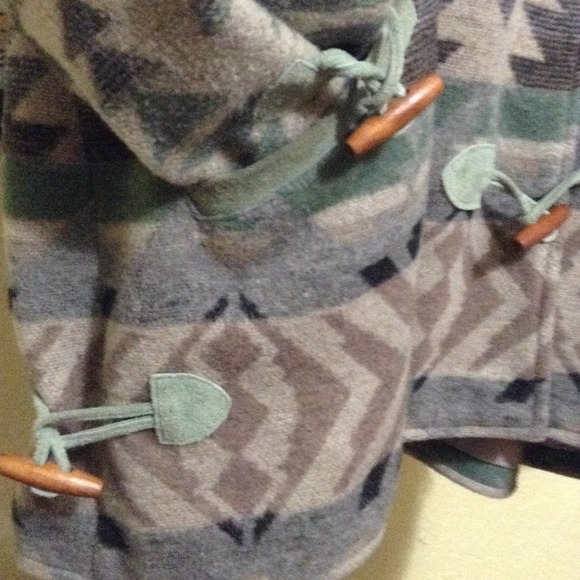 Great southwestern print coat - Picture 3 of 4