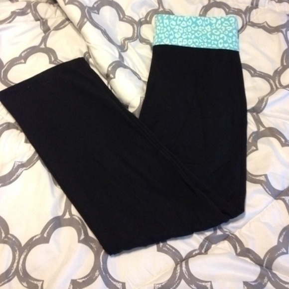 Victoria's Secret PINK bootcut yoga pants