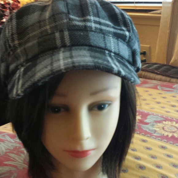 ** Sold**.   Bundle  @ brazell     Cute hat