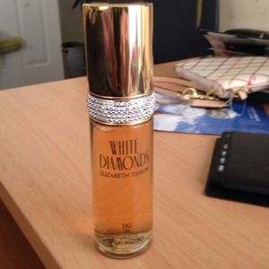 Brand new bottle of White Diamonds