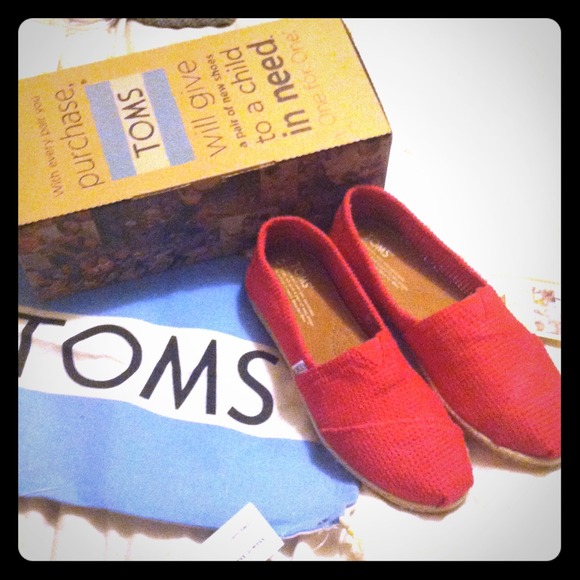 Toms shoes
