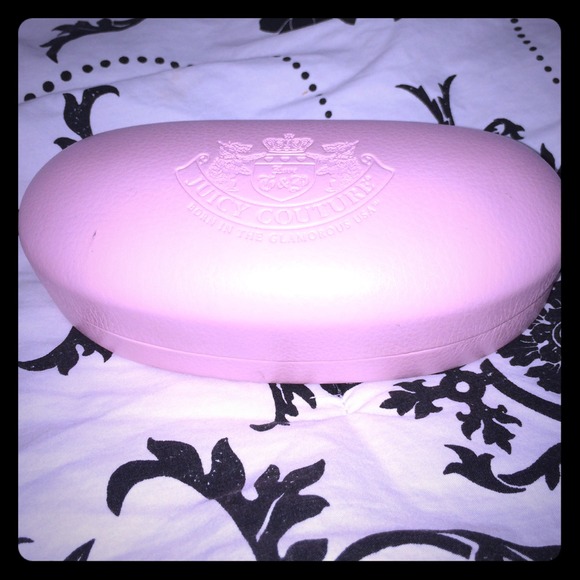 Juicy Couture glasses case