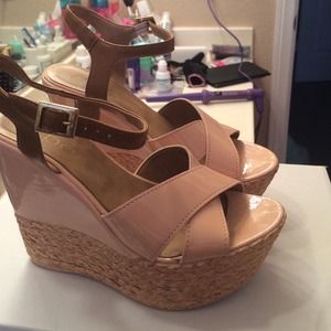 ALDO WEDGES