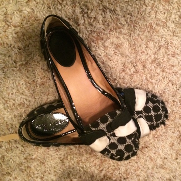 Used Black & White Kate Spade Flat Driving Shoes.