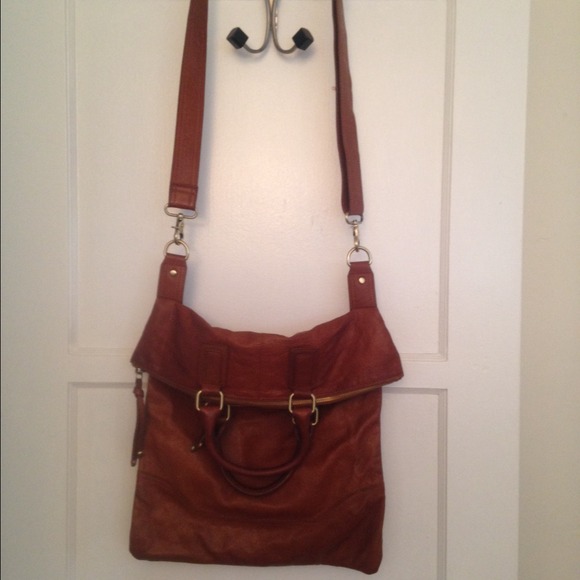 Beautiful 19X14 Sabina New York Leather.