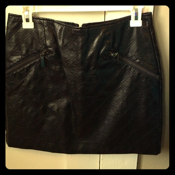 Black skirt