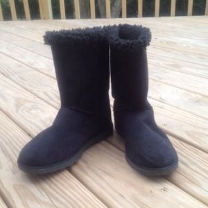 Faux fur black boots