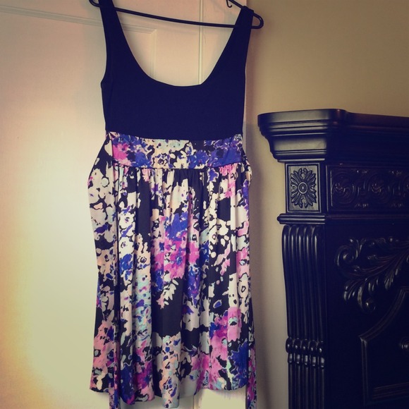 Size small top/ short dress