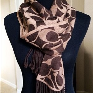 Coach scarf
