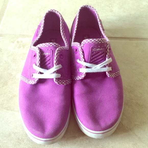 💜💜Vintage Purple Circas💜💜