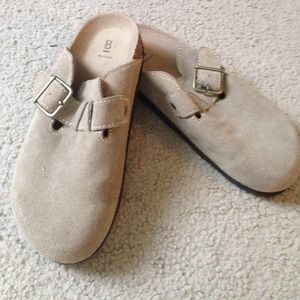 Bakers clogs