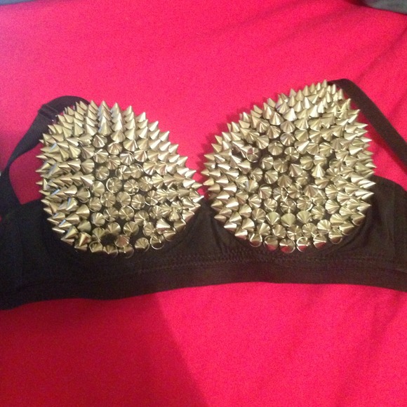 Spike rave bra