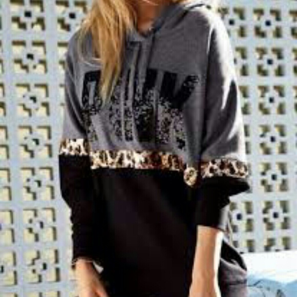 Victoria/’s Secret Pink Sequin Sweatshirt Oversized Size Small
