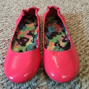 Hot pink flats
