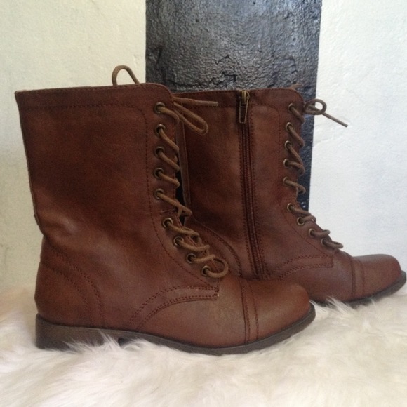 Madden Girl G-Gumbee Lace & Zipper Boots - Picture 3 of 4