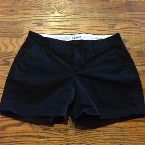 Black old navy shorts
