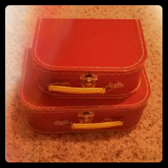 Decorative suit case