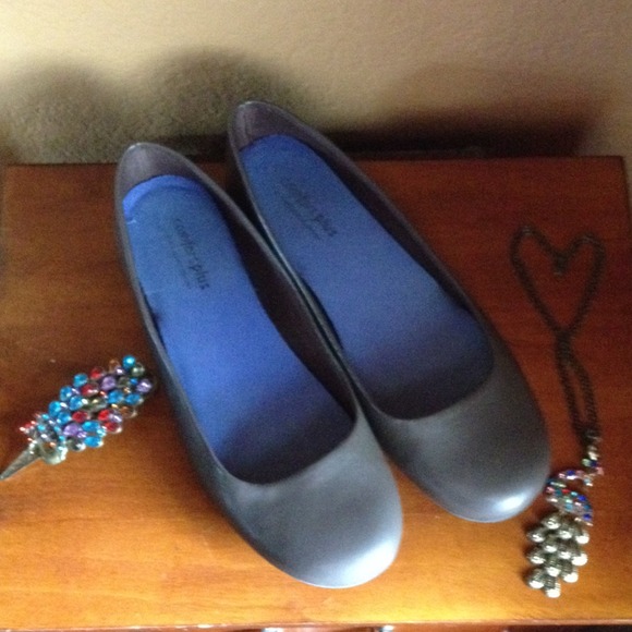 Host Pick💝Eden Ballet Flats - Picture 3 of 3
