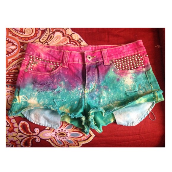 Tie dye distressed shorts