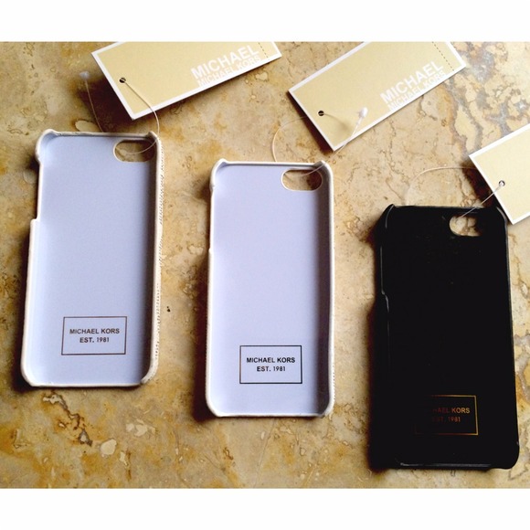 MK Iphone 5/5s Cases - Picture 2 of 2