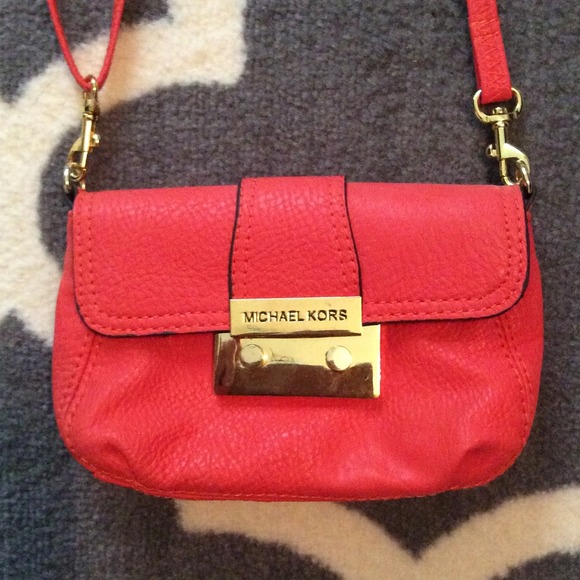 Red/orange small cross body bag