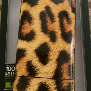 Mophie Case wirh leopard skin cover for iPhone 5,