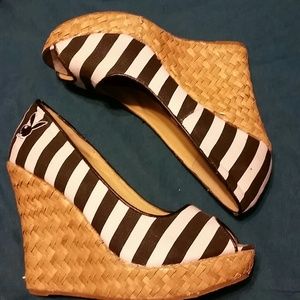 Black & White stripe wedges.