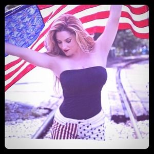 FOREVER 21 AMERICAN FLAG shorts !