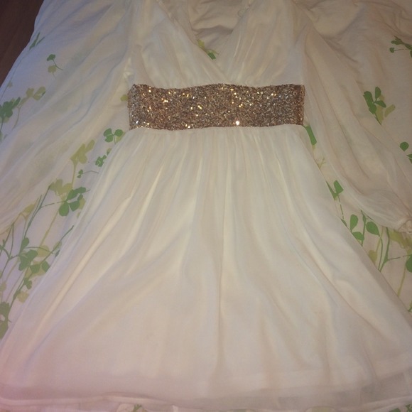 White tunic dress