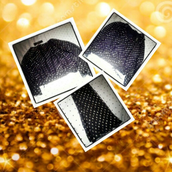 Arc & Co. Black and gold chiffon top size small - Picture 2 of 2