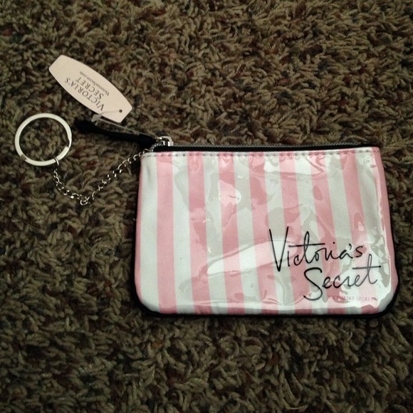 Victoria wristlet brand new