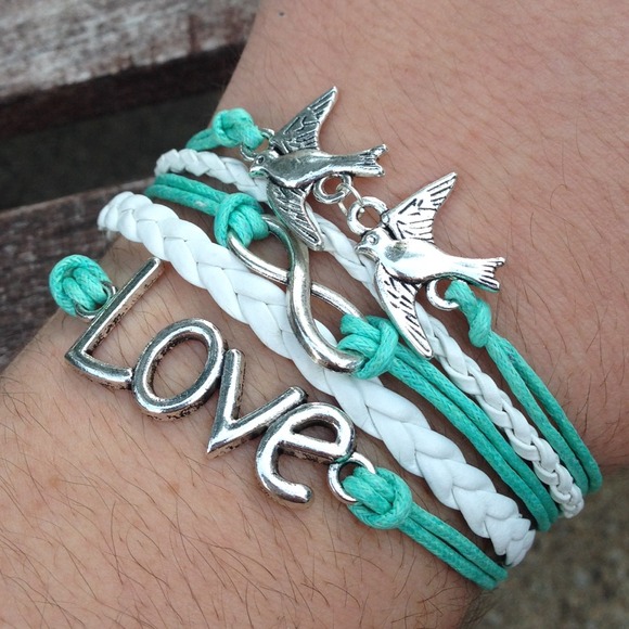 Jewelry - ⬇Swallow  Bracelet❌SOLD❌