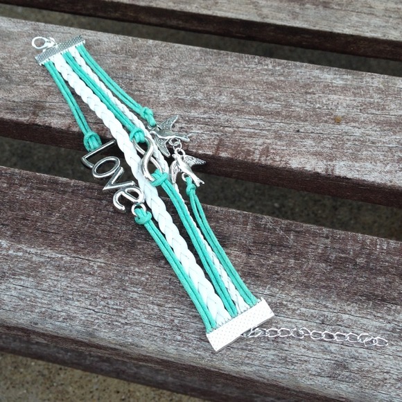 ⬇Swallow  Bracelet❌SOLD❌ - Picture 3 of 4