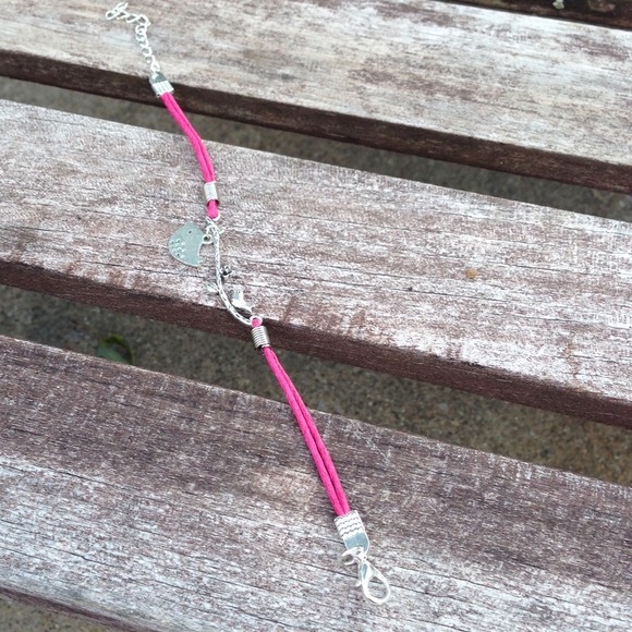 Pink bird bracelet❌SOLD OUT❌ - Picture 3 of 3