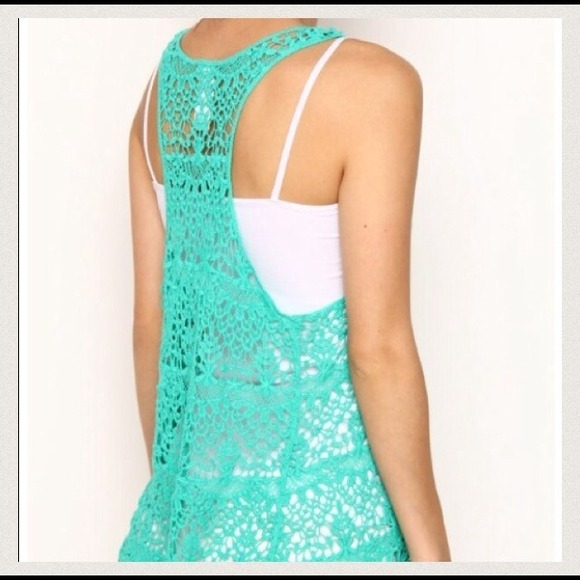 ✨ Crochet Lace Tank Top - Picture 2 of 4