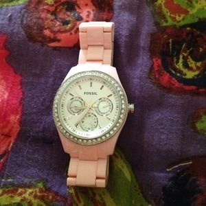 Light pink fossil watch