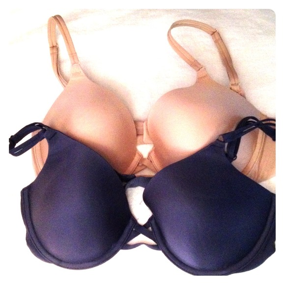 34C Victoria's Secret full coverage