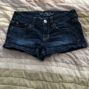 American Eagle Shorts 🌻