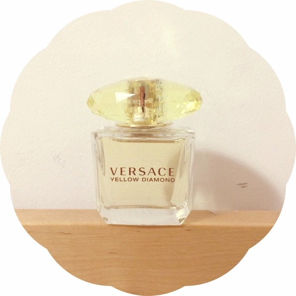 Versace Yellow Diamond Perfume
