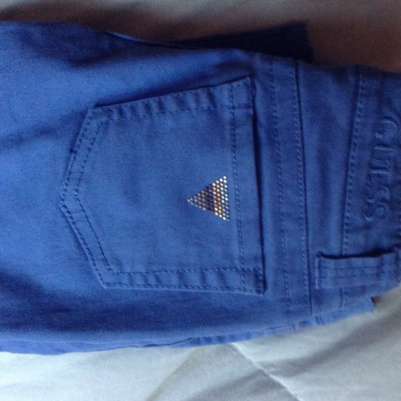 Guess lavender ankle skinny jeans