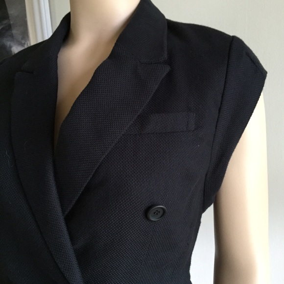 Shipley & Halmos Hyde Black Woven Top - Picture 3 of 4