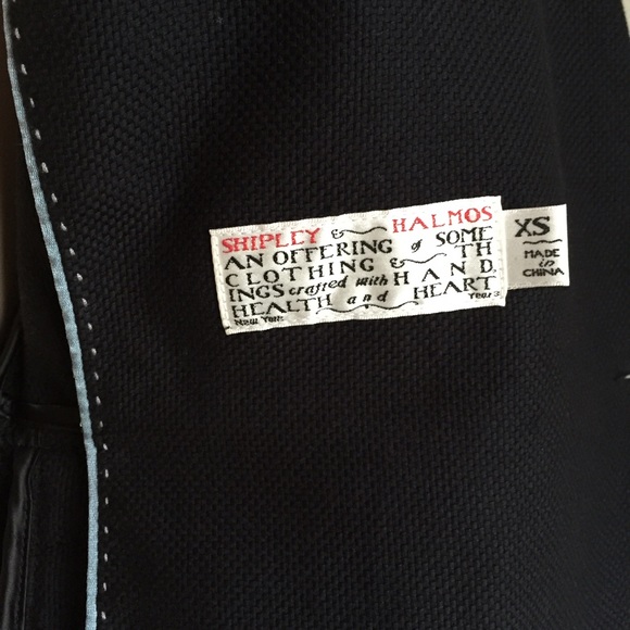 Shipley & Halmos Hyde Black Woven Top - Picture 4 of 4